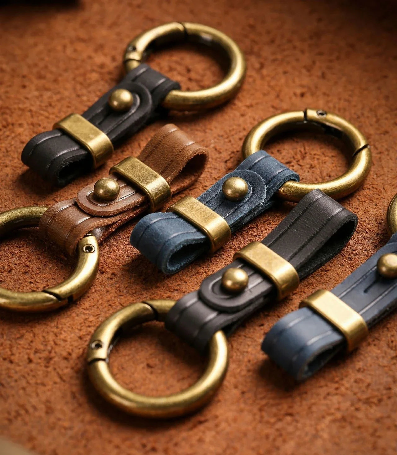 Universal Car Key Holder Ring | Anti-Loss Leather Strap for Jeans | Premium Genuine Leather & Alloy | Secure Clip for Car Keys